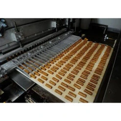 Almond Roca Buttercrunch Toffee Candy: 10-Ounce Tin -Candy World Shop almond roca buttercrunch toffee candy 10 ounce tin candy warehouse 4