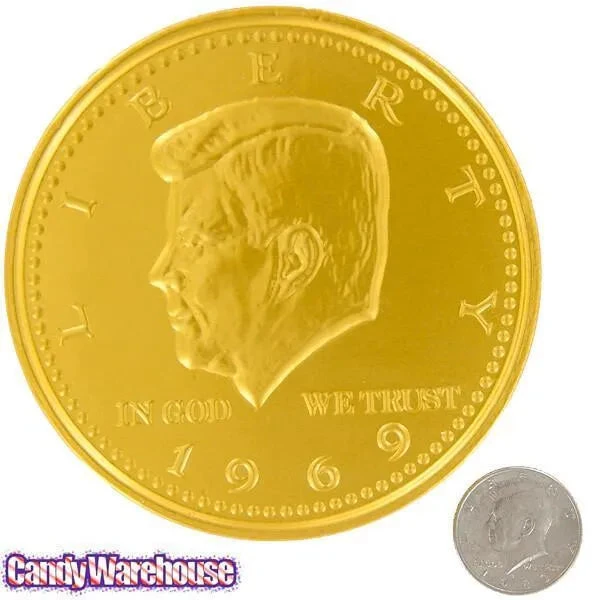 Fort Knox Gold Foiled Milk Chocolate 5-Inch Medallions: 12-Piece Box 4 Fort Knox Gold Foiled Milk Chocolate 5-Inch Medallions: 12-Piece Box - Image 2