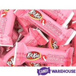 Kit Kat Miniatures Candy - Strawberry: 10-Ounce Bag -Candy World Shop kit kat miniatures candy strawberry 10 ounce bag candy warehouse 3