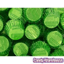 Reese's Peanut Butter Cups Miniatures - Kiwi Green: 200-Piece Bag -Candy World Shop reese s peanut butter cups miniatures kiwi green 200 piece bag candy warehouse 5